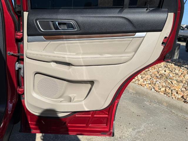 Certified 2019 Ford Explorer Limited w/ Ford Safe & Smart Package image 24