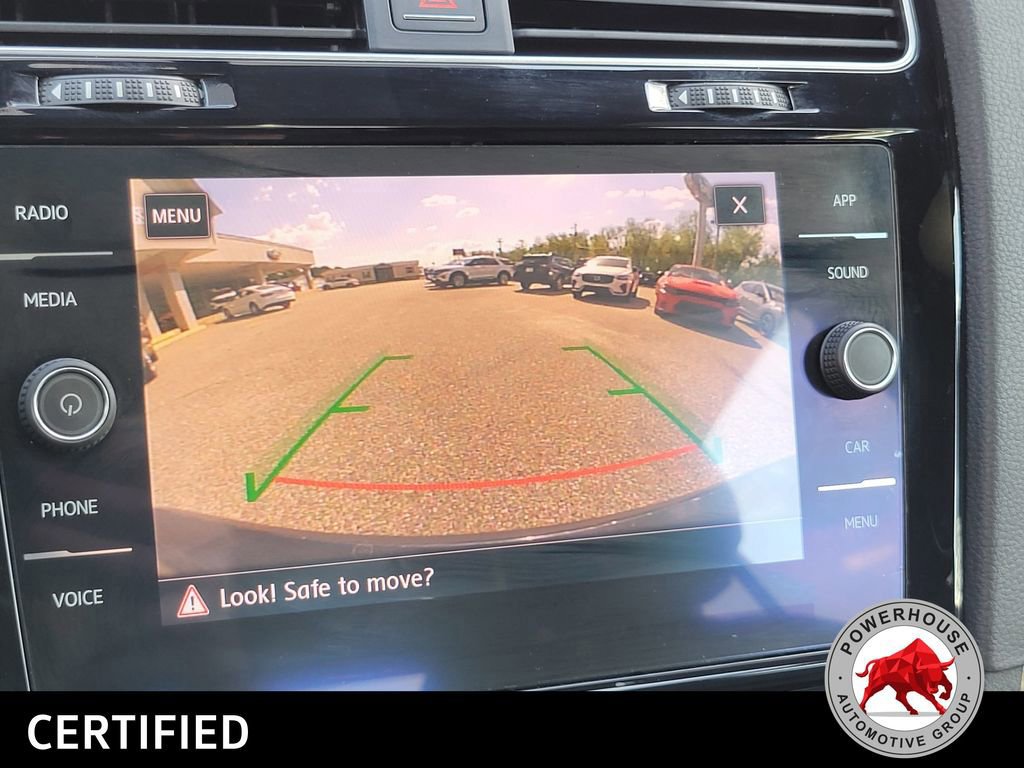 Used 2018 Volkswagen GTI SE FWD image 25