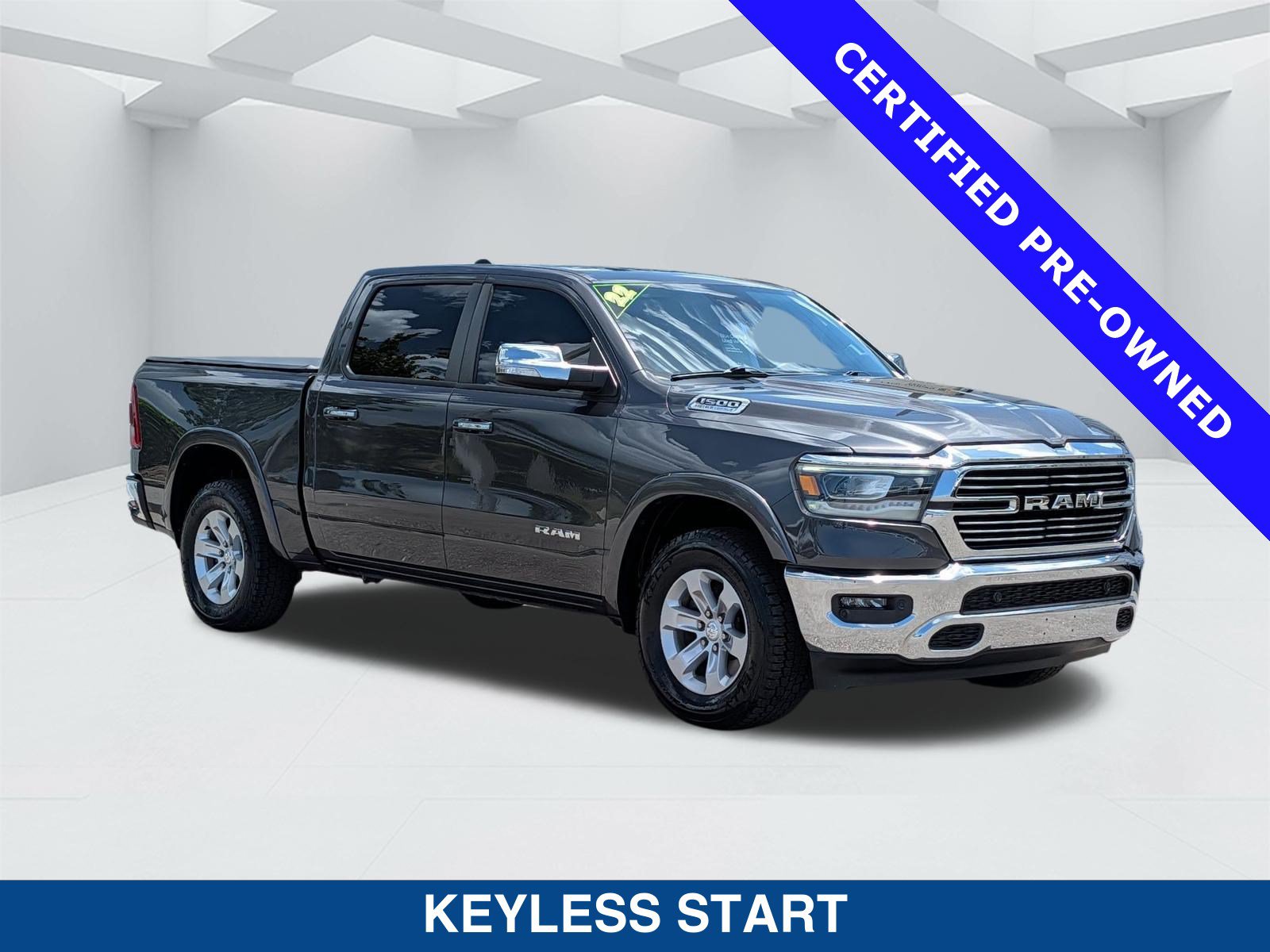 Used 2022 RAM 1500 Laramie AWD/4WD video 3