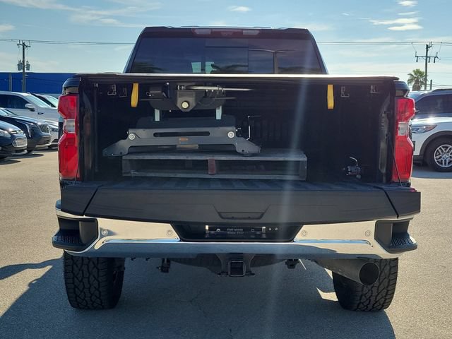 Used 2024 Chevrolet Silverado 2500 LTZ w/ LTZ Premium Package AWD/4WD image 11