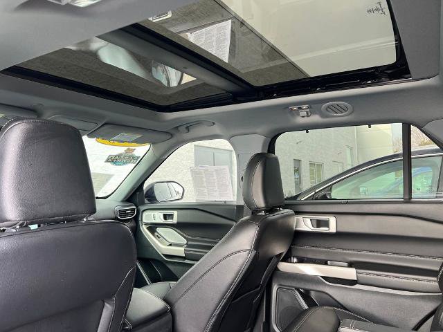 Certified 2023 Ford Explorer Limited w/ Limited Technology Package image 34