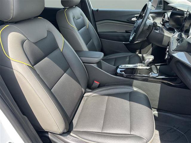 Used 2025 Chevrolet Trax ACTIV w/ Driver Confidence Package FWD image 15