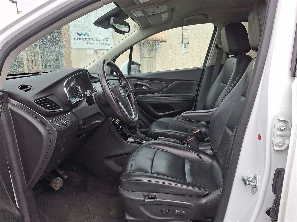 Used 2020 Buick Encore Essence image 16