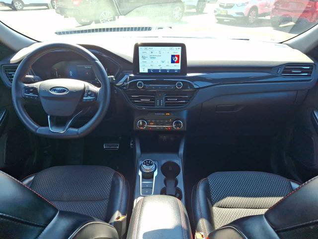 Certified 2024 Ford Escape ST-Line AWD/4WD image 10