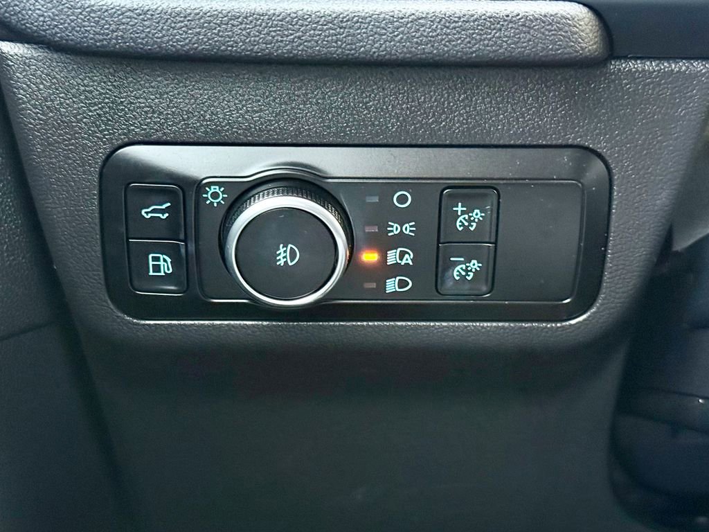 Certified 2025 Ford Escape ST-Line Elite w/ Premium Technology Package image 21