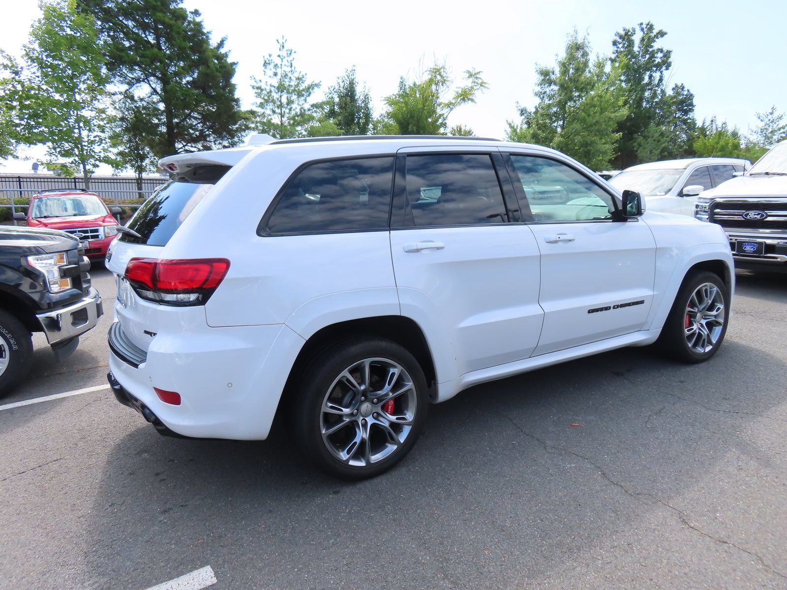 Used 2020 Jeep Grand Cherokee SRT w/ Trailer Tow Group IV AWD/4WD image 5
