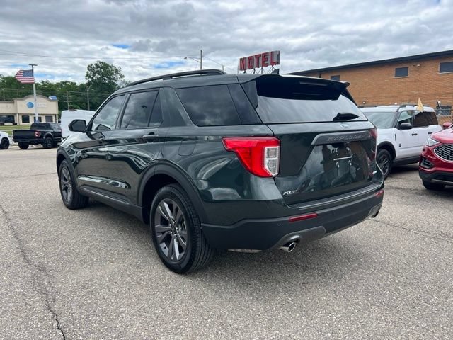 Certified 2024 Ford Explorer XLT w/ Equipment Group 202A AWD/4WD image 6