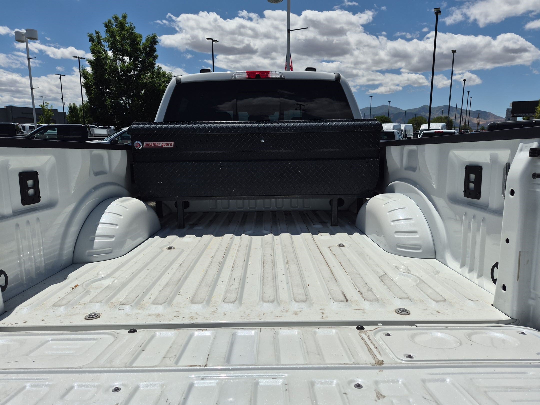Certified 2024 Ford F350 Lariat AWD/4WD image 32
