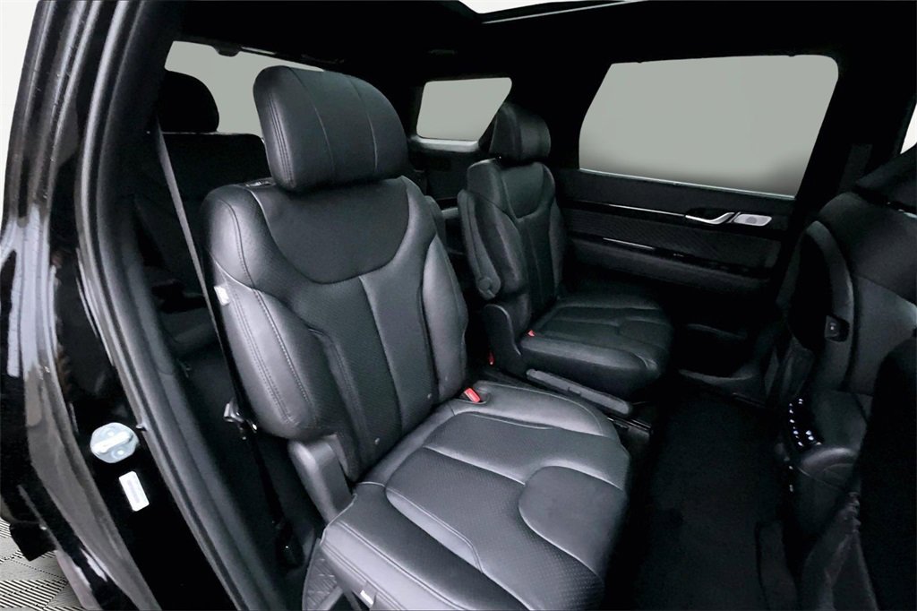 Used 2025 Hyundai Palisade Calligraphy image 27