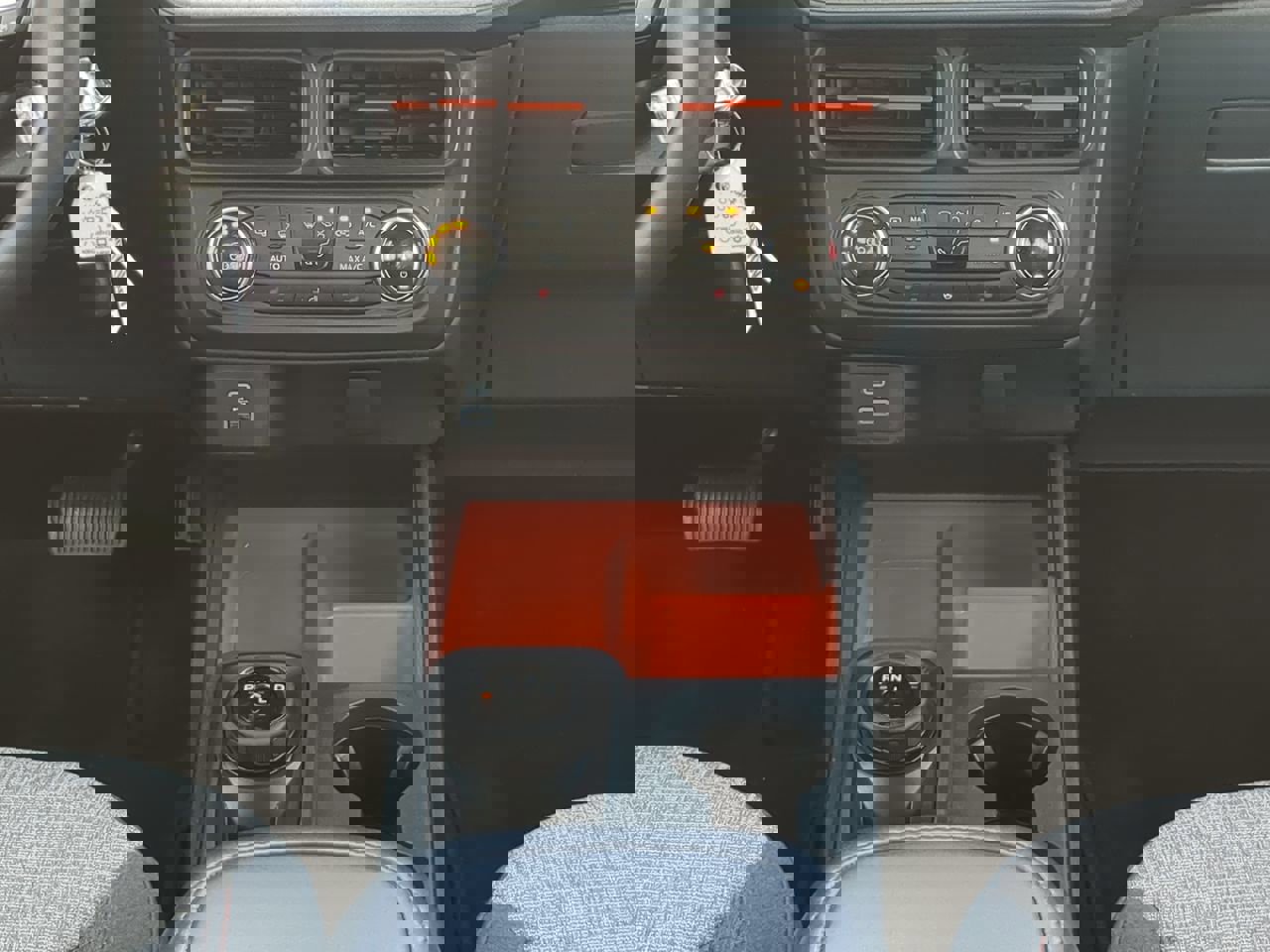 Certified 2024 Ford Maverick XLT w/ XLT Luxury Package image 17