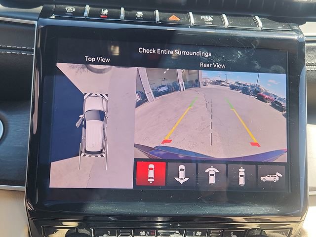 Used 2025 Jeep Grand Cherokee Limited w/ Luxury Tech Group II AWD/4WD image 20