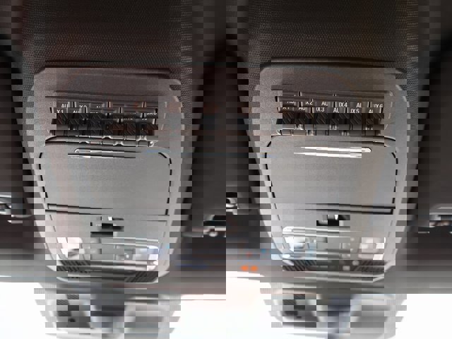 Certified 2023 Ford F350 Lariat w/ FX4 Off-Road Package image 31