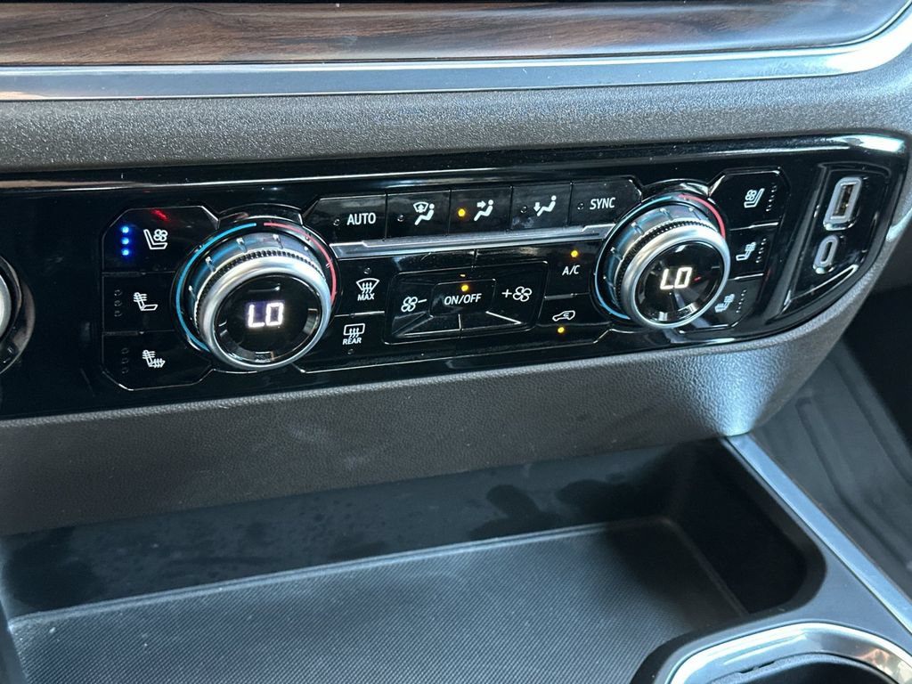Used 2023 GMC Sierra 1500 SLT w/ SLT Premium Package AWD/4WD image 19