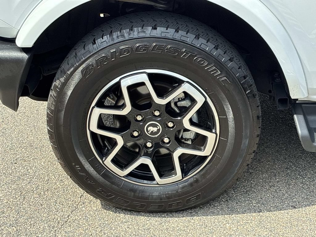 Certified 2025 Ford Bronco Outer Banks AWD/4WD image 14