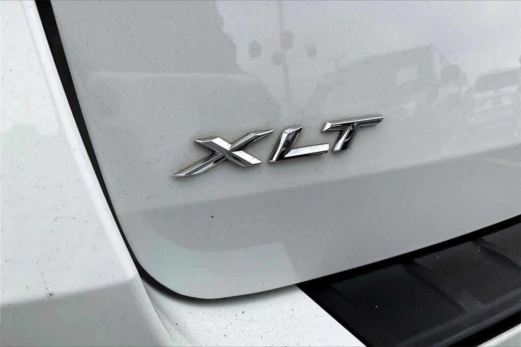 Certified 2020 Ford Explorer XLT w/ Equipment Group 202A image 31