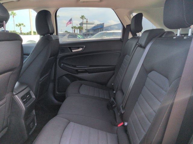 Certified 2020 Ford Edge SE FWD image 14