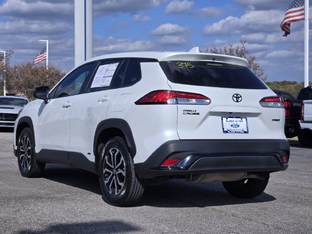 Used 2023 Toyota Corolla Cross AWD Hybrid image 5