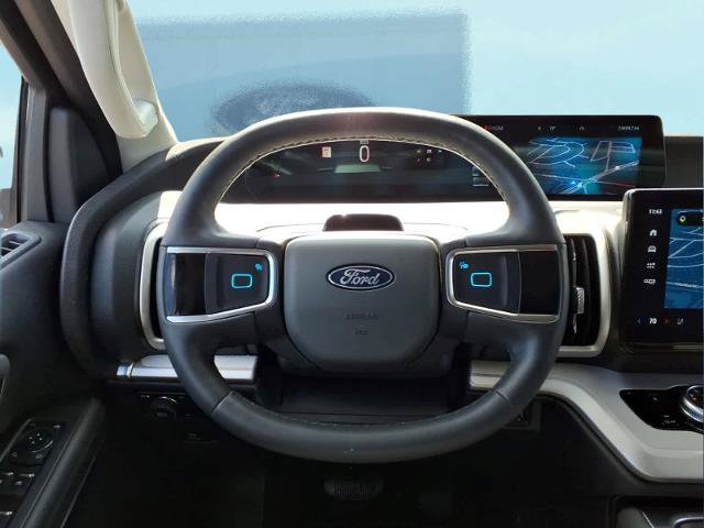Certified 2025 Ford Expedition Active AWD/4WD image 27