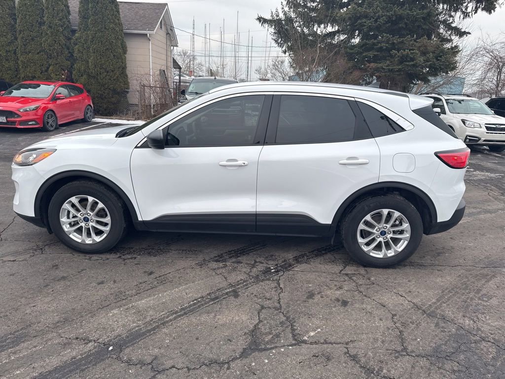 Certified 2022 Ford Escape SE image 12