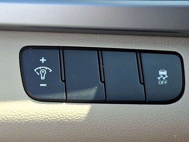 Used 2017 Hyundai Elantra SE FWD image 25
