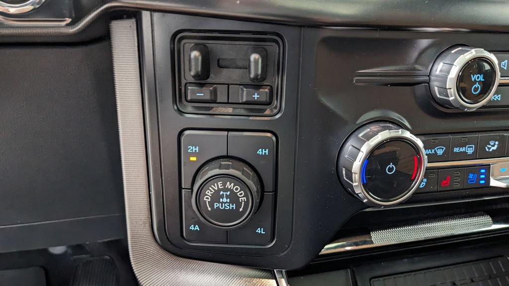 Certified 2023 Ford F150 Platinum w/ FX4 Off-Road Package AWD/4WD image 30