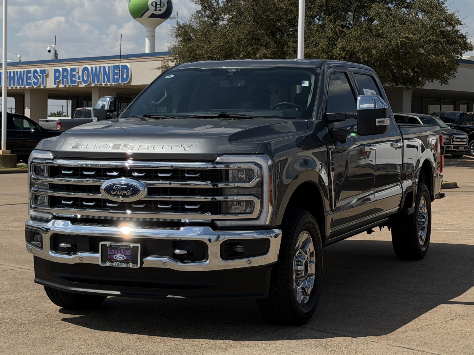 Certified 2024 Ford F250 Lariat w/ Lariat Ultimate Package AWD/4WD image 8
