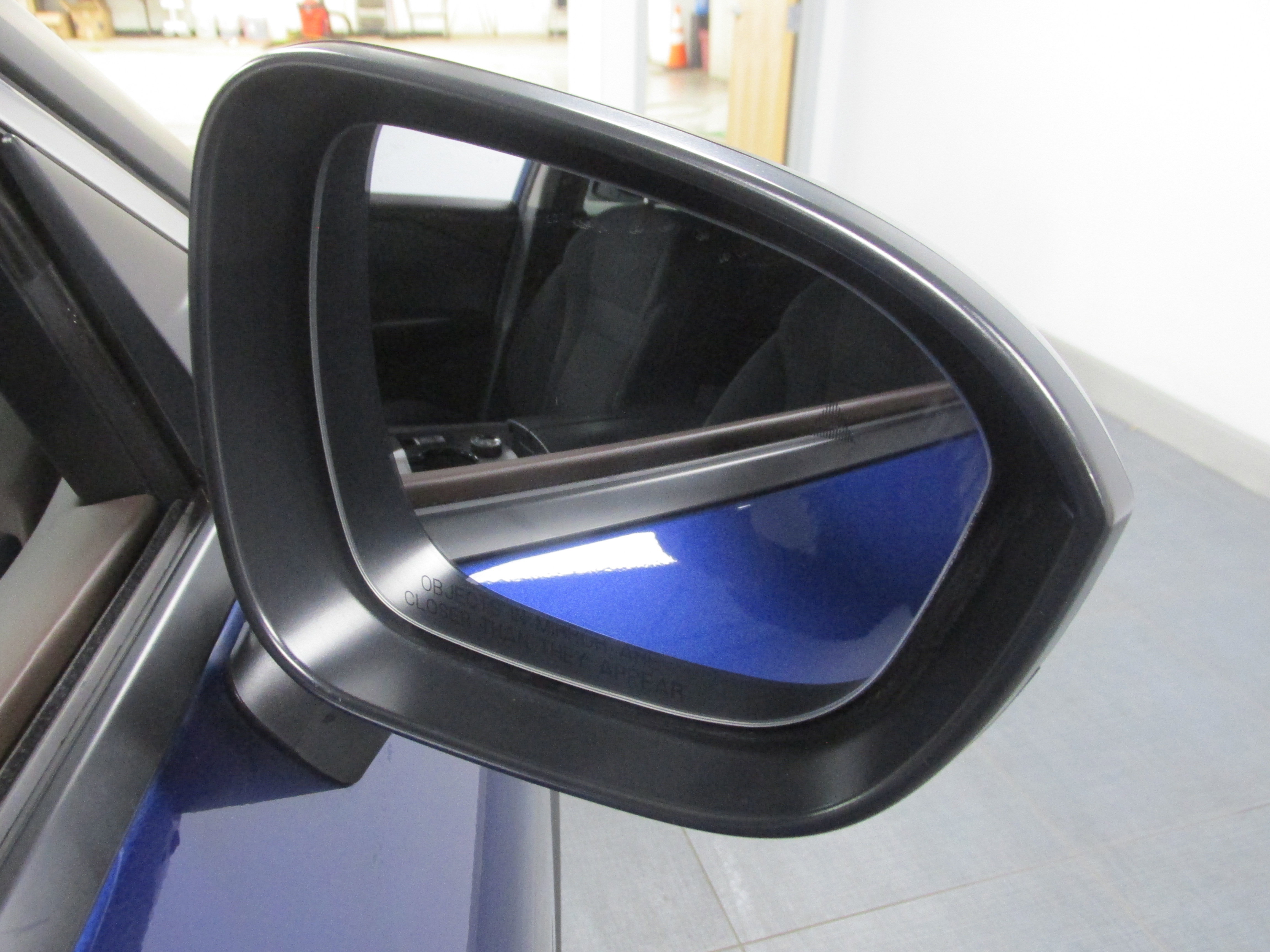 Used 2023 Nissan Rogue S AWD/4WD image 17