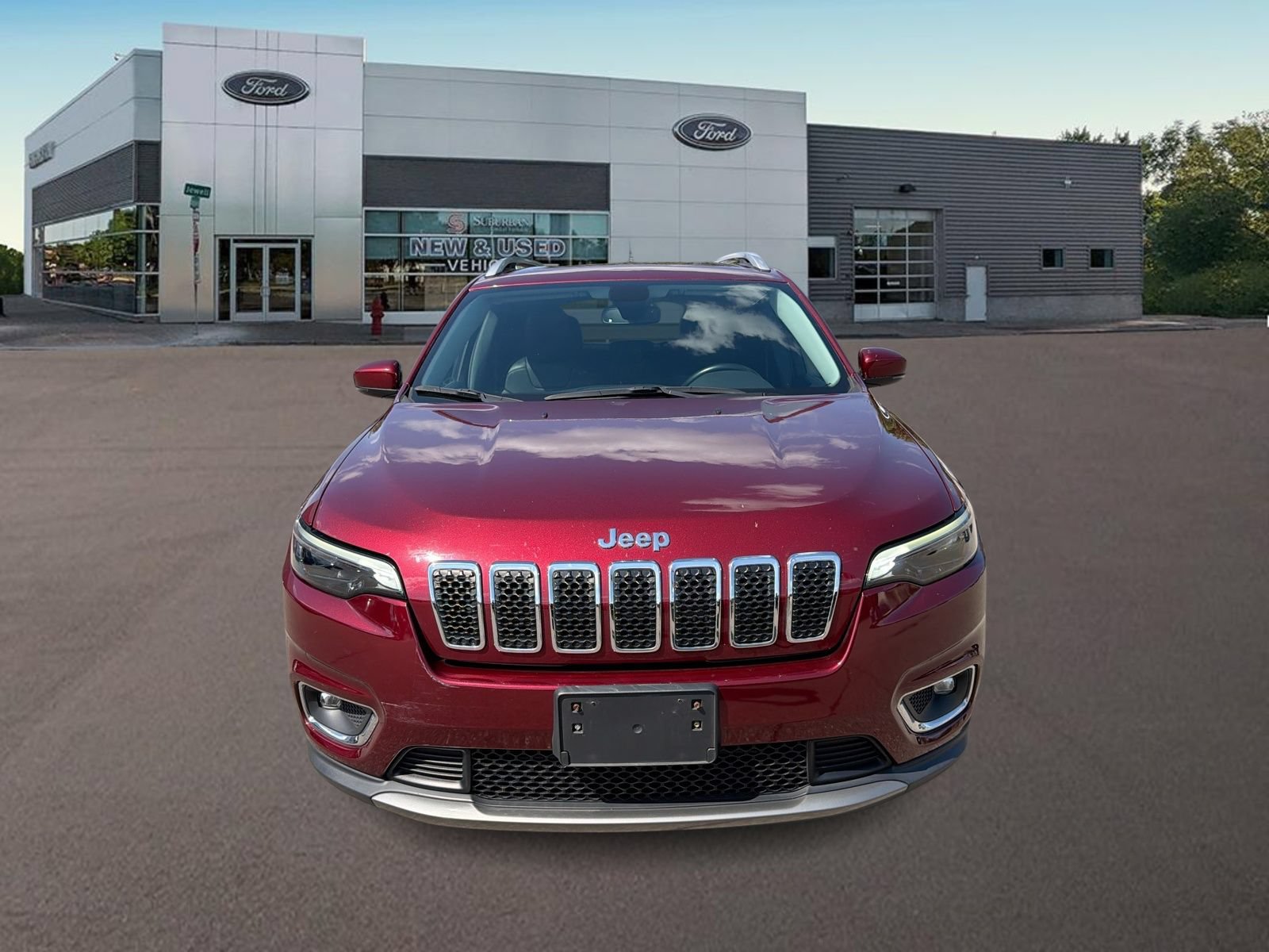 Used 2019 Jeep Cherokee Limited AWD/4WD image 3