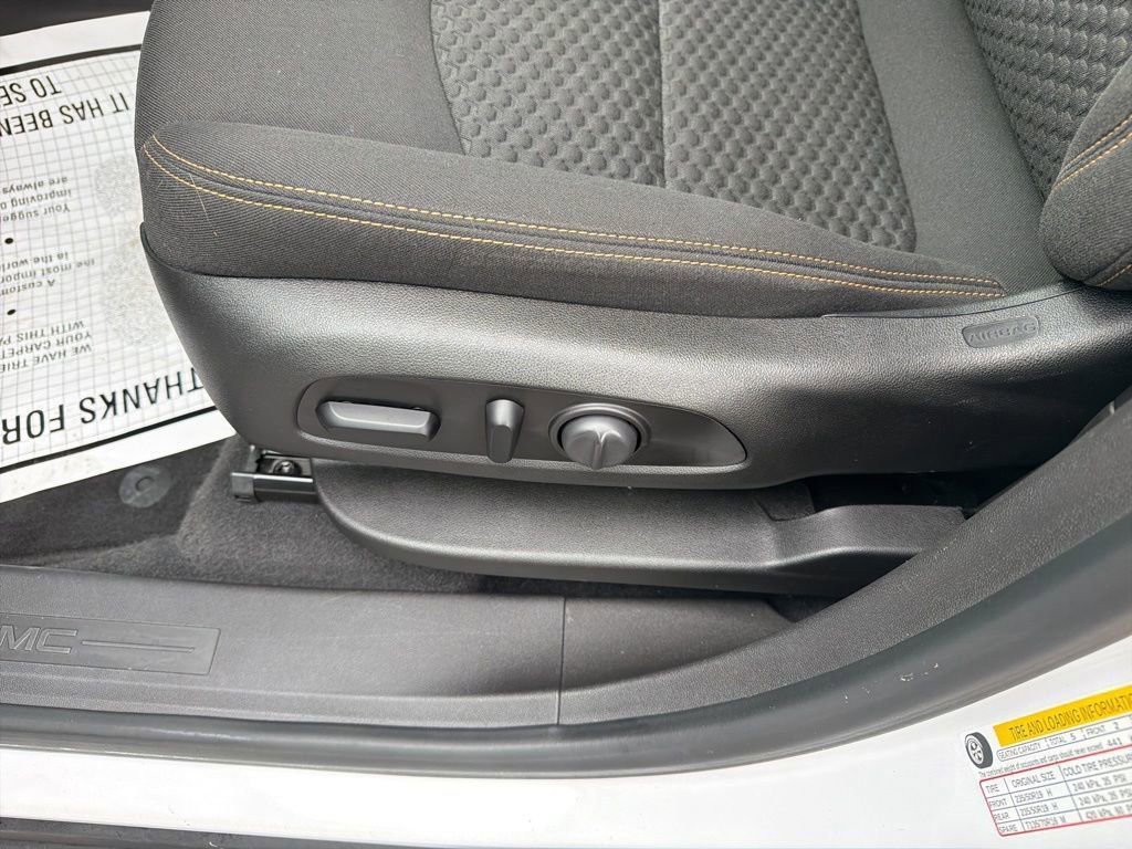 Used 2021 GMC Terrain SLE w/ Driver Convenience Package FWD image 25