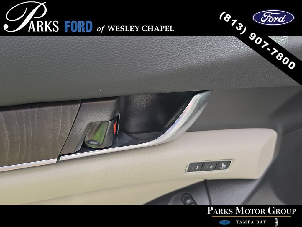 Used 2022 Honda Accord EX-L image 16