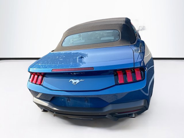 Certified 2024 Ford Mustang Convertible image 4