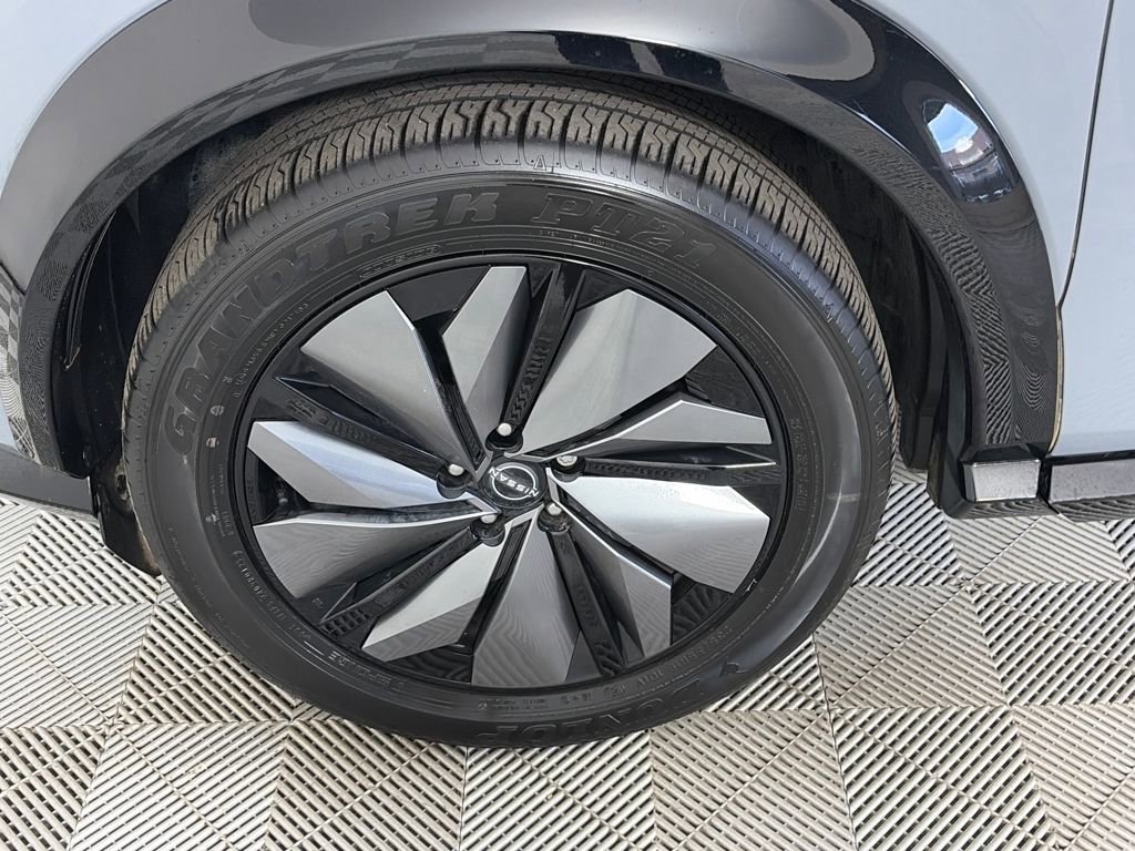 Used 2025 Nissan Ariya AWD image 8