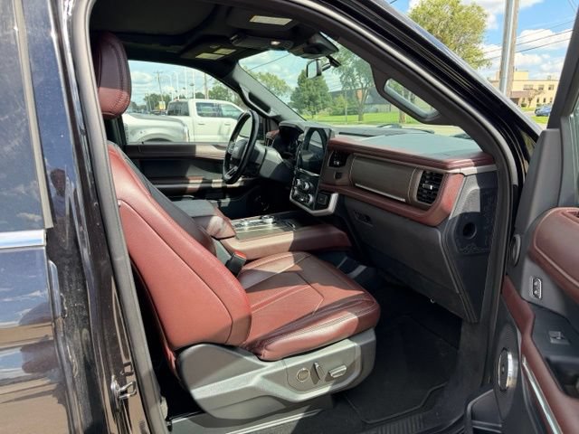 Certified 2024 Ford Expedition Limited AWD/4WD image 13