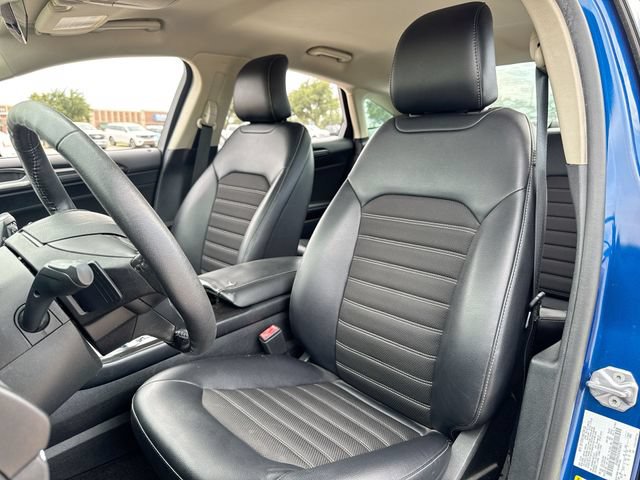 Certified 2018 Ford Fusion SE w/ Equipment Group 201A FWD image 11