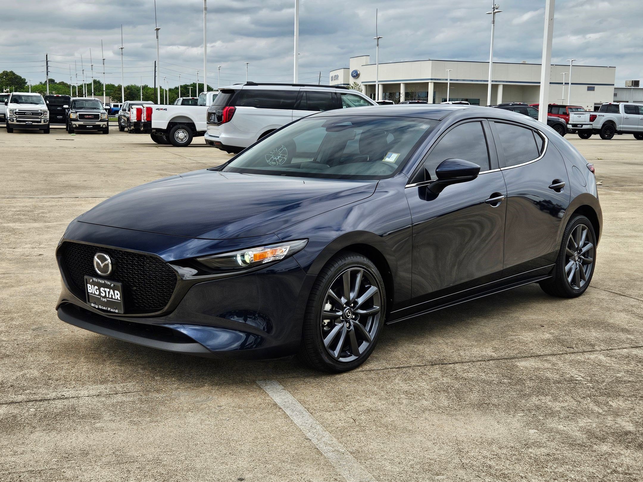Used 2024 MAZDA MAZDA3 s FWD image 10