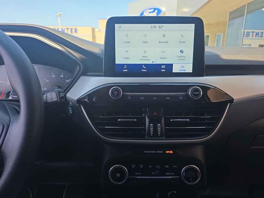Certified 2020 Ford Escape SE FWD image 28
