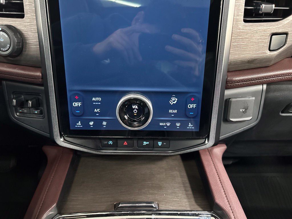 Certified 2024 Ford Expedition Limited AWD/4WD image 25