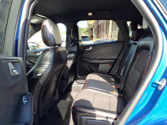 Certified 2023 Ford Escape ST-Line w/ Tech Pack #1 AWD/4WD image 18