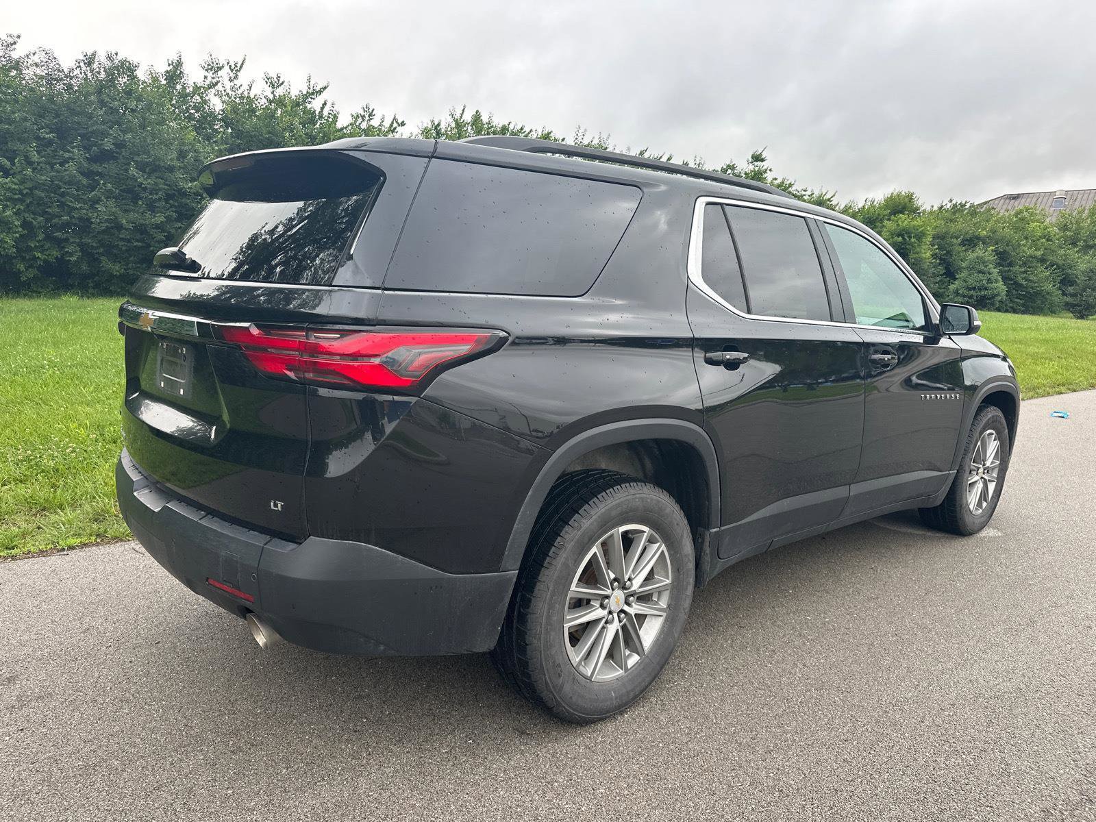 Used 2023 Chevrolet Traverse LT AWD/4WD image 15