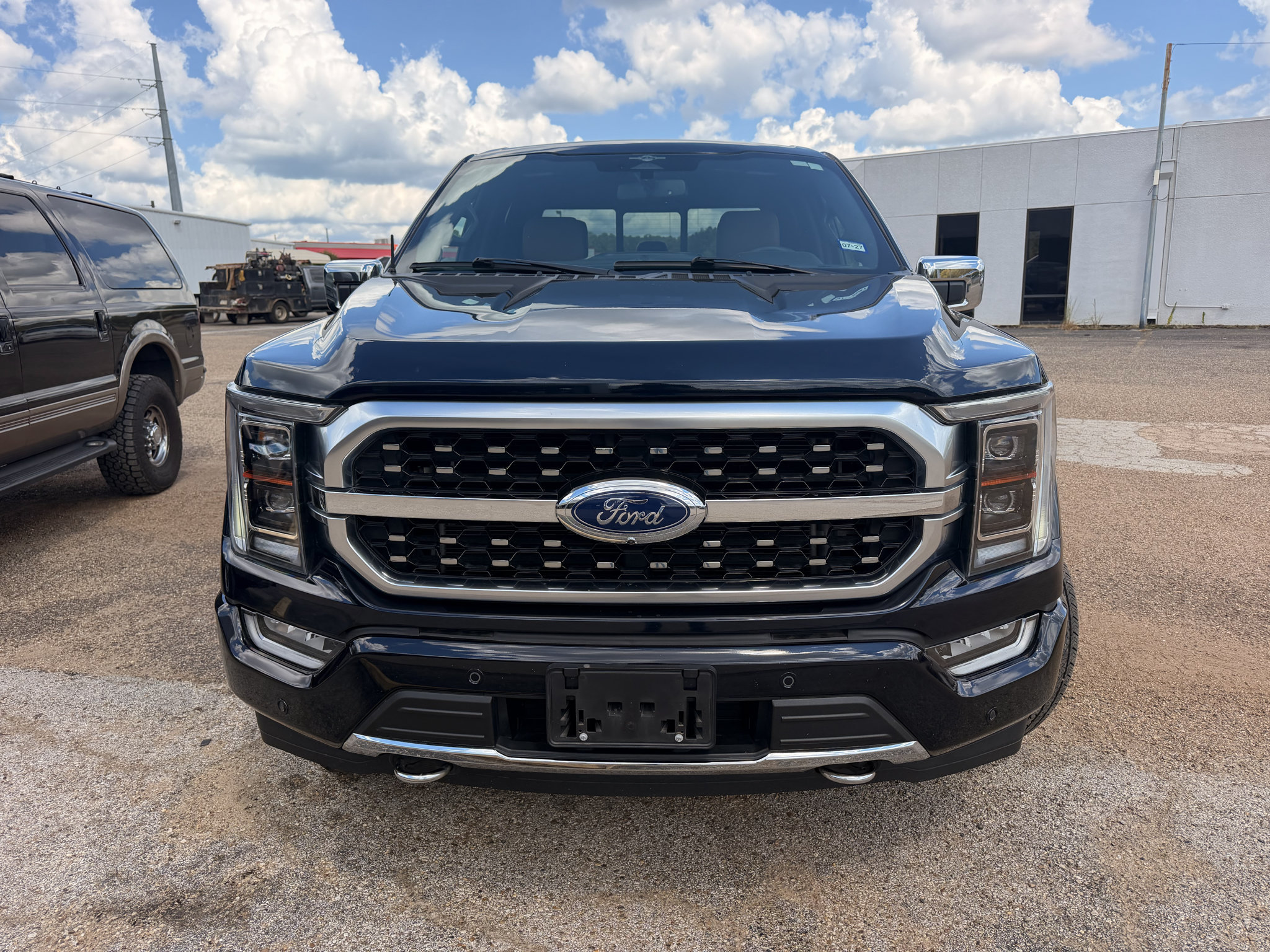 Certified 2023 Ford F150 Platinum w/ Equipment Group 701A High AWD/4WD image 3
