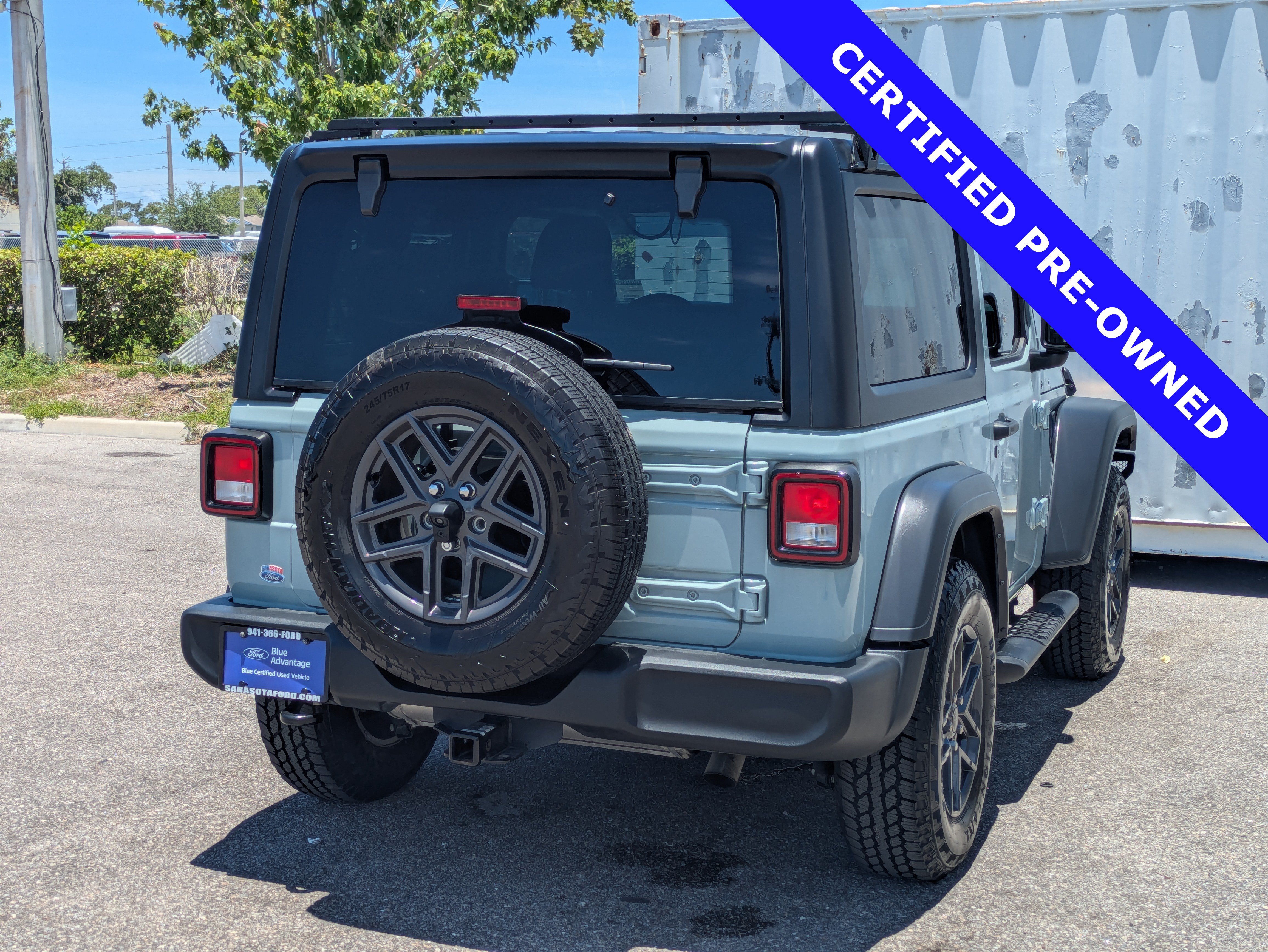 Used 2024 Jeep Wrangler Sport AWD/4WD image 4