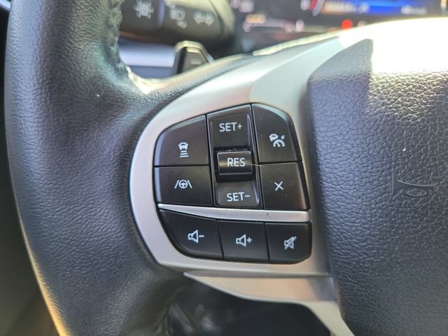 Certified 2020 Ford Explorer XLT w/ Equipment Group 202A RWD image 5