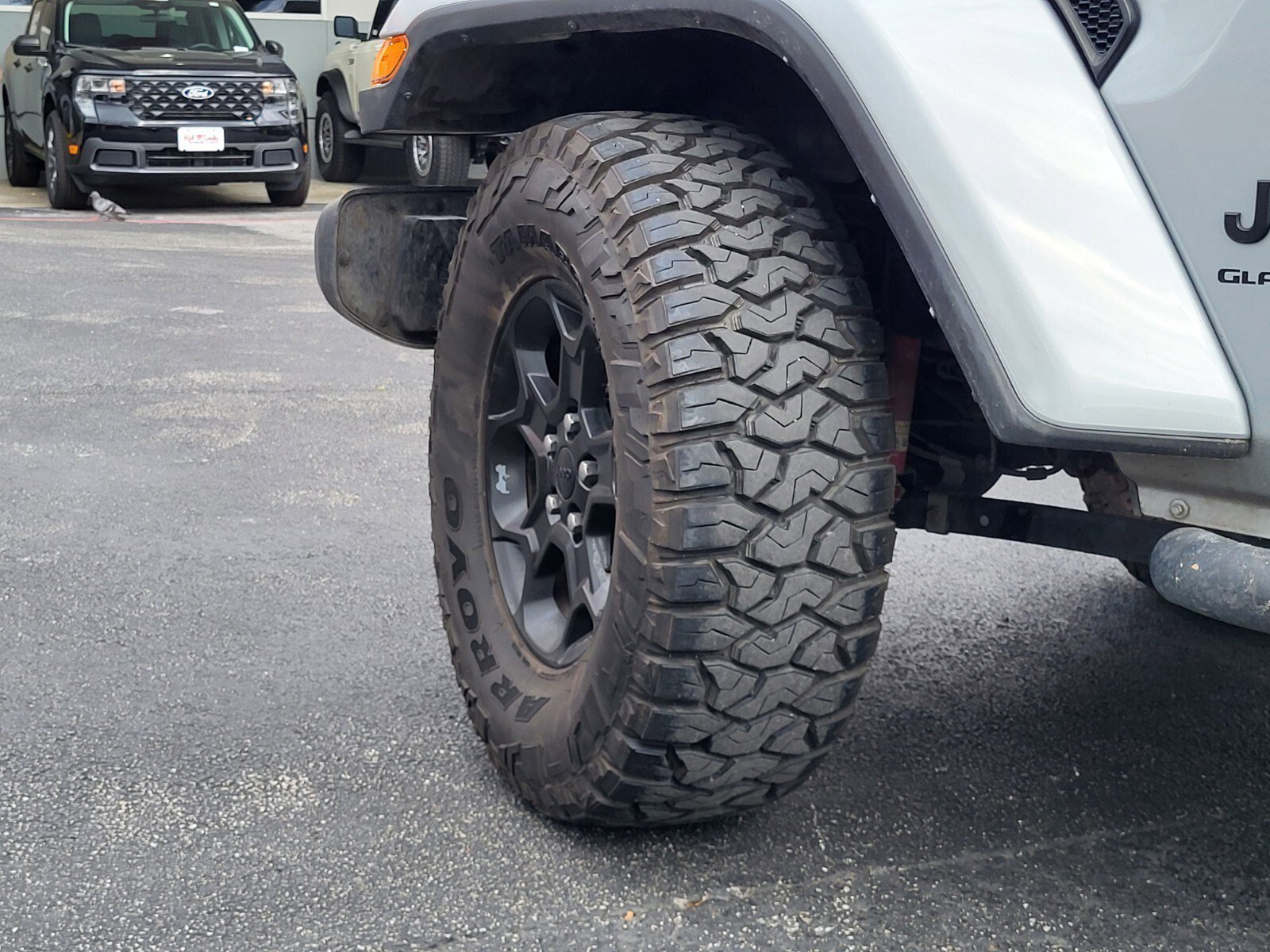 Used 2023 Jeep Gladiator Willys AWD/4WD image 32