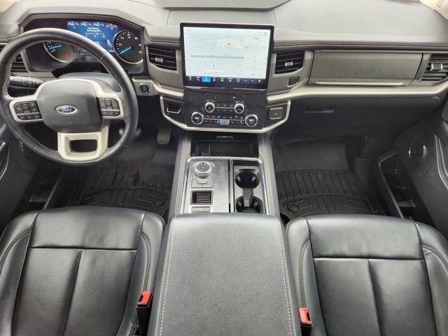 Certified 2022 Ford Expedition XLT image 26