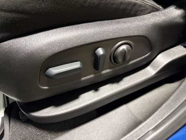 Used 2022 GMC Terrain SLE w/ Driver Convenience Package AWD/4WD image 35