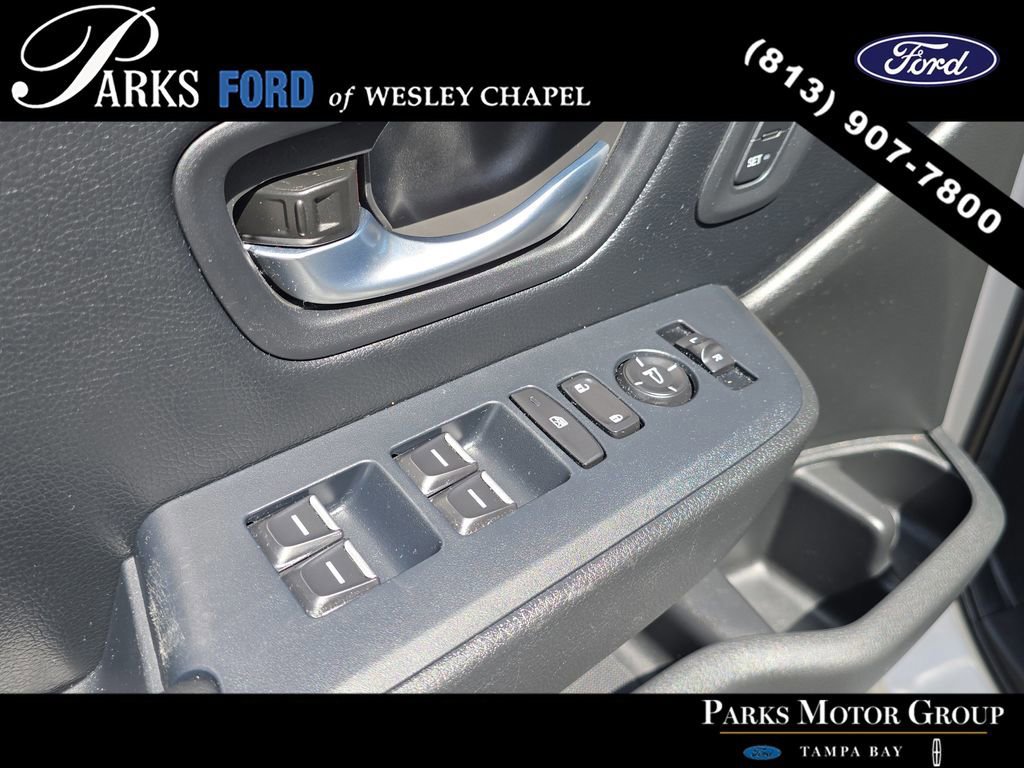 Used 2024 Honda Pilot Touring image 18