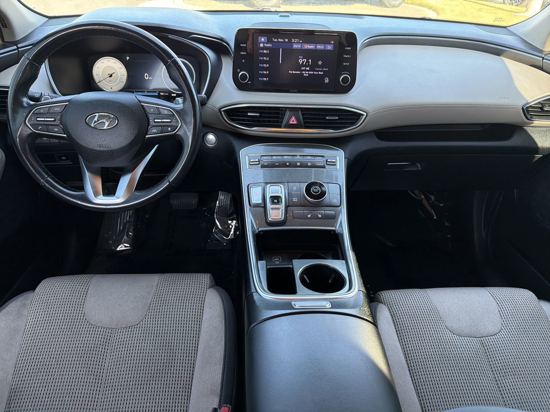 Used 2022 Hyundai Santa Fe SEL w/ Convenience Package image 7