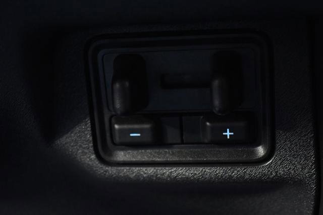 Certified 2025 Ford Expedition Active image 35