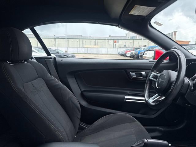 Certified 2019 Ford Mustang Convertible RWD image 15