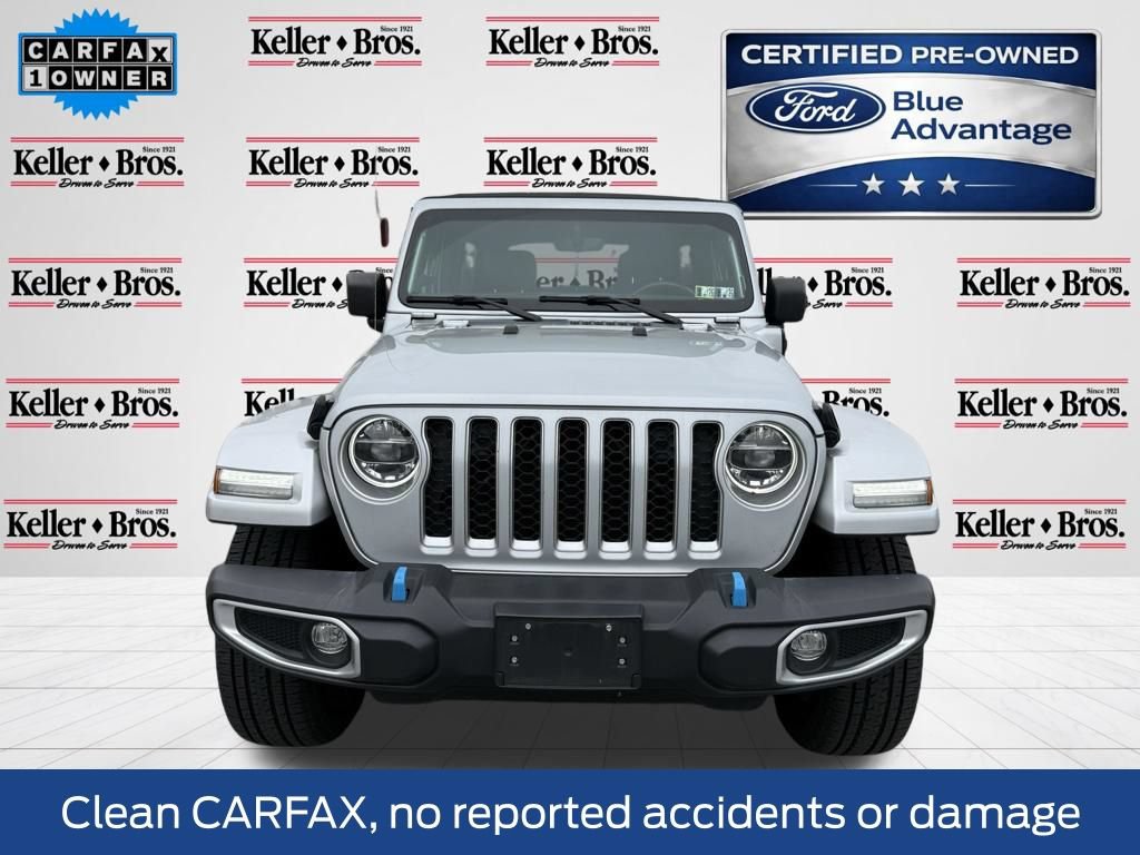 Used 2022 Jeep Wrangler Unlimited Sahara w/ Cold Weather Group AWD/4WD image 2